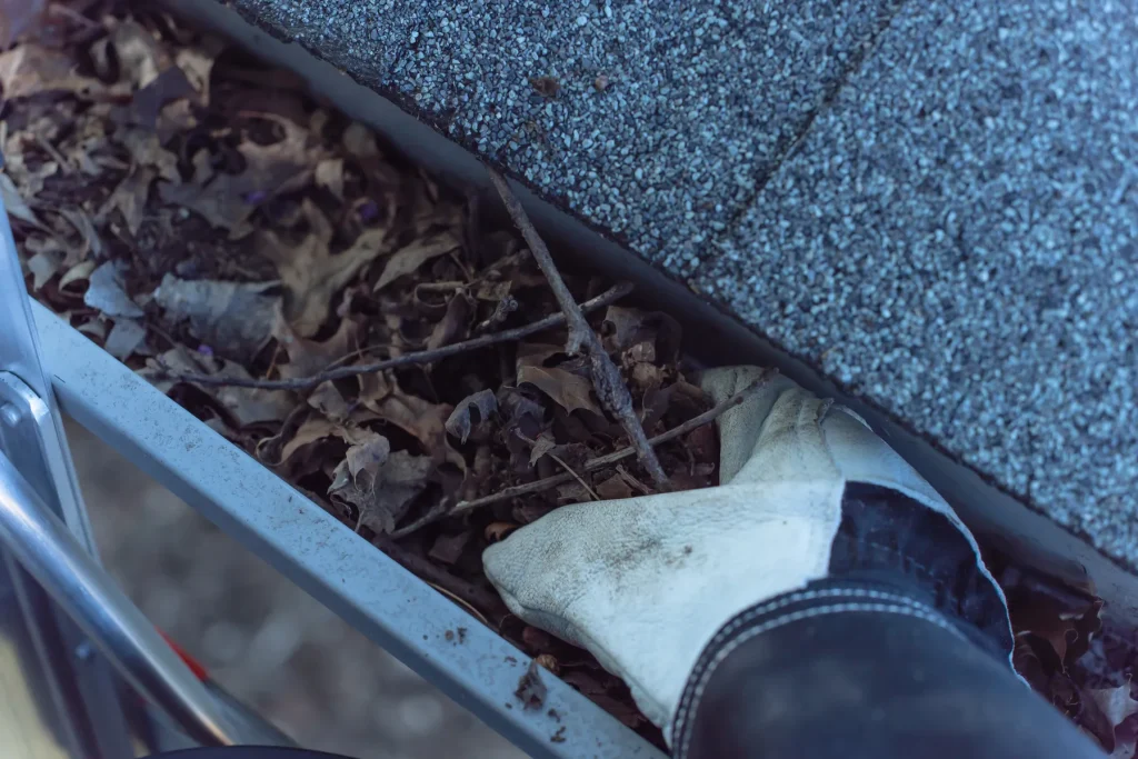 cleaning gutters