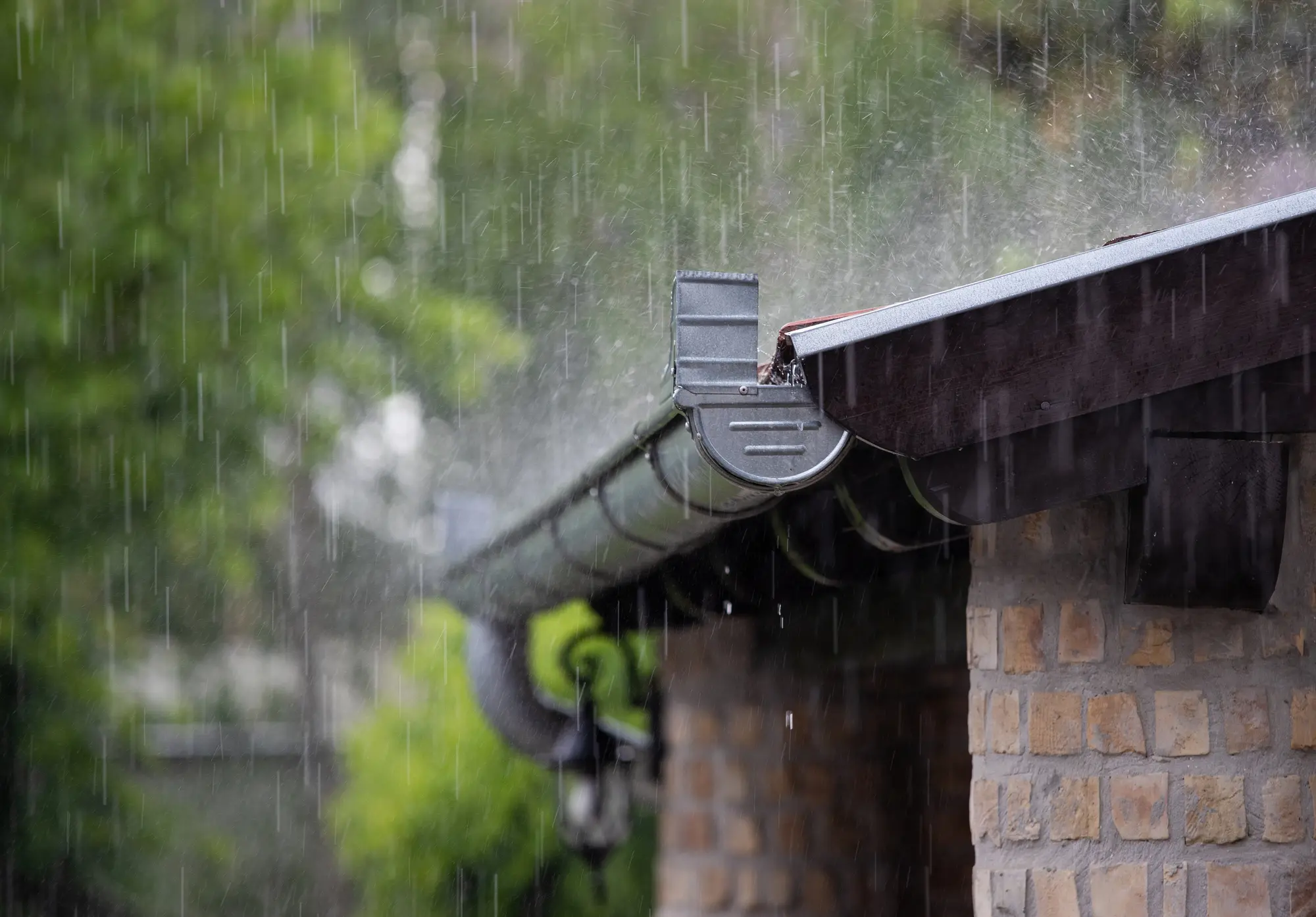 Essential Tips for Maintaining Your Rain Gutters
